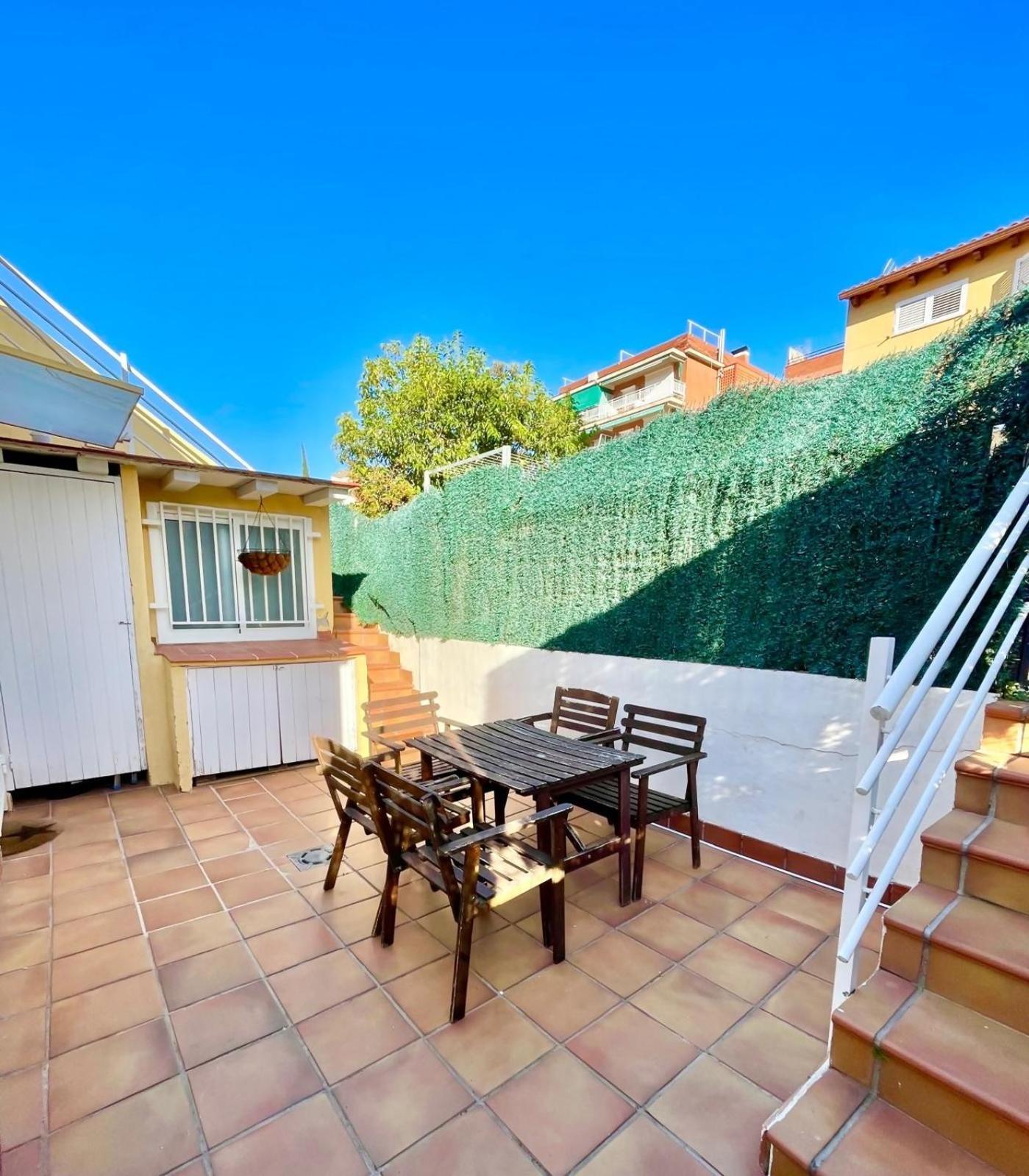 Casa Independientegardenviews2 Bedrooms Barcelona Bagian luar foto