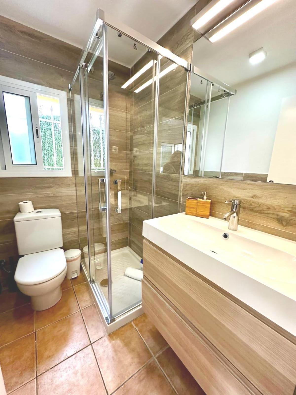 Casa Independientegardenviews2 Bedrooms Barcelona Bagian luar foto